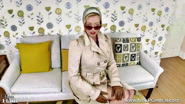 milf, nylon, blonde - holly kiss nhlpcentral