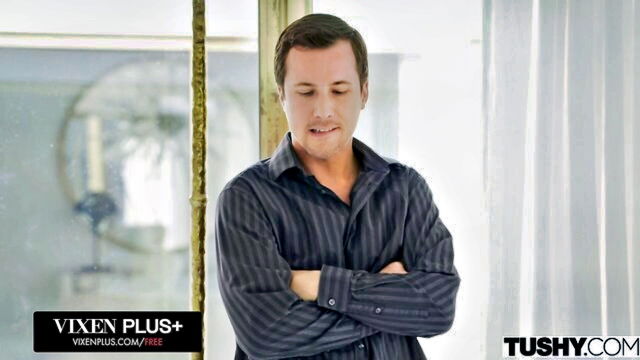 kelsi monroe - vixen kelsi monroe doggy