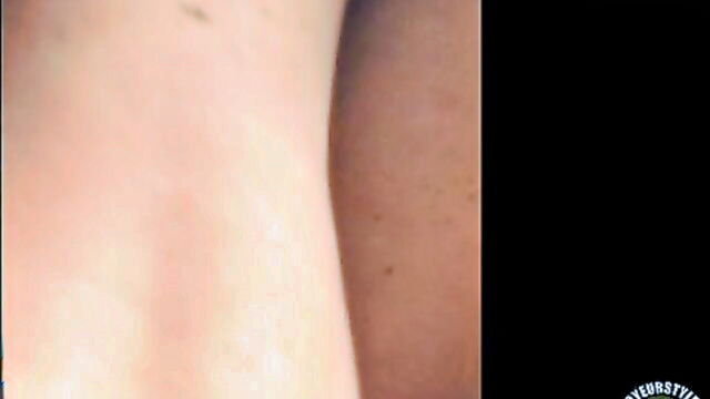 upskirt, summer, panty - no panty beach spy