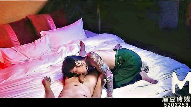 huge boobs cumshot, tattoo, big boobs porn - perfect breast trailer