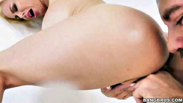 alexis fawx - squirting milf alexis fawx