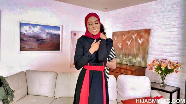 Jayne Doh, David Lee - hijab girl in action