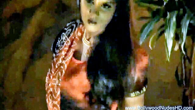 bollywood nude movie
