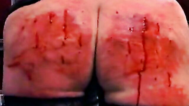 corset, lady, fat ass - extreme anal menggunakan penis yang besar