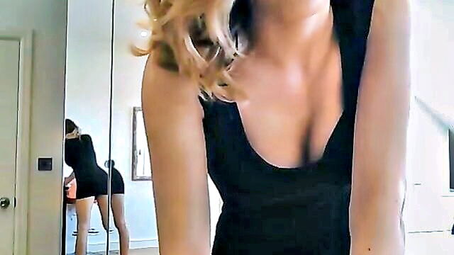 view amateur cam performers seductive show   cam tease amateur porn : flatley_clyde