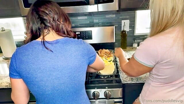 big dick, big tits, big ass - lesbian pussy fuck jade