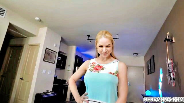 sarah vandella - blondie mom 18 years old