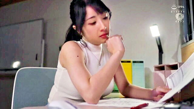 Mizuki Yayoi, Yuika Onosaka - scissoring lesbian mizuki yayoi