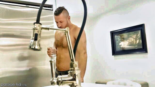 cara danvers - raw waiting xxx