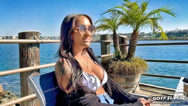 zoey sinn - zoey sinn pussy gets filled