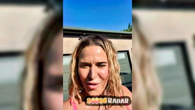 bikini celebrity, leaked, hot - c j perry topless leak