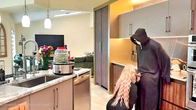 pov porn, cumshot, public - halloween sex story pov