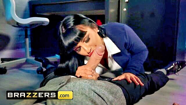 Danny D, Valentina Ricci - big tit coworker valentina ricci gets a massive cock in hd Brazzers