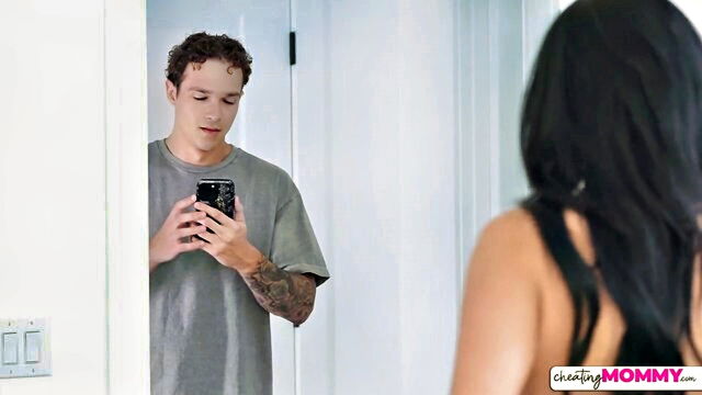 wife, milf, housewife - stepmom allie rae cam show