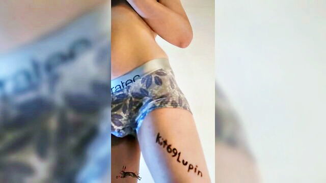 kit69lupin - nonbinary cum eating kit