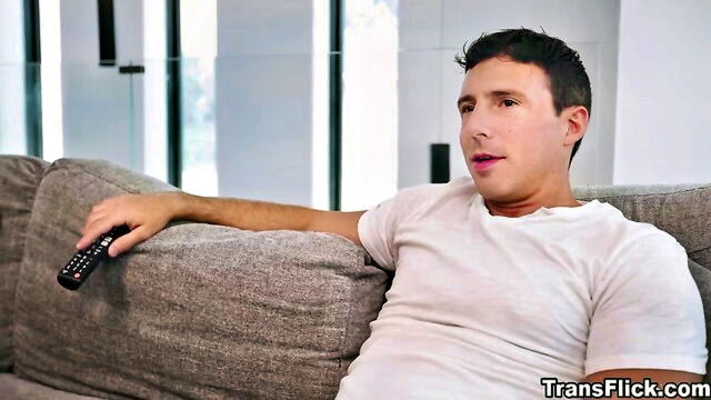 reese threesome with two sluts