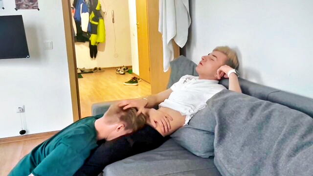 Ethan Lestray - first time deepthroat video