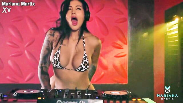 big ass, blowjob, big tits - hot colombian girl sex