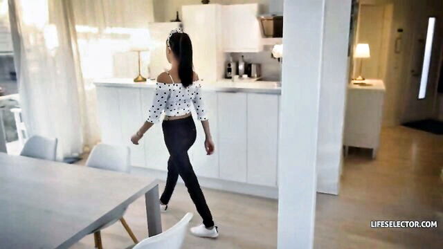 alyssa bounty, karina king - alyssa bounty ass cum