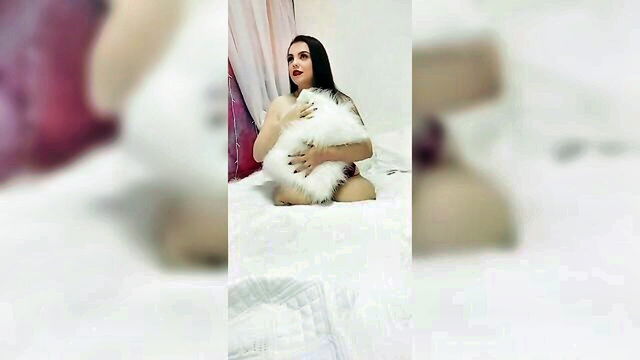 Sin - amputee posing video