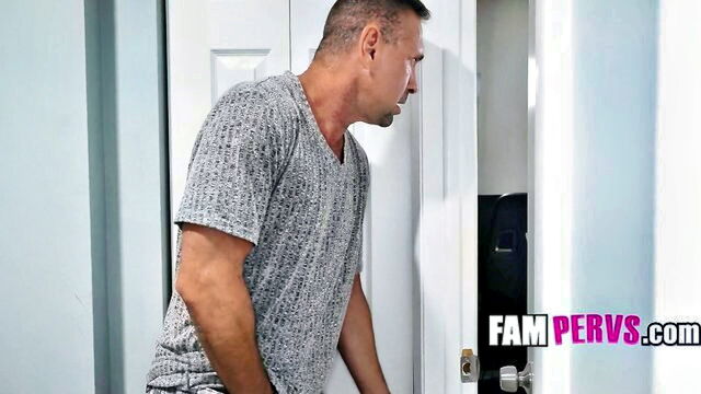 khloe kapri - slutty blonde khloe kapri