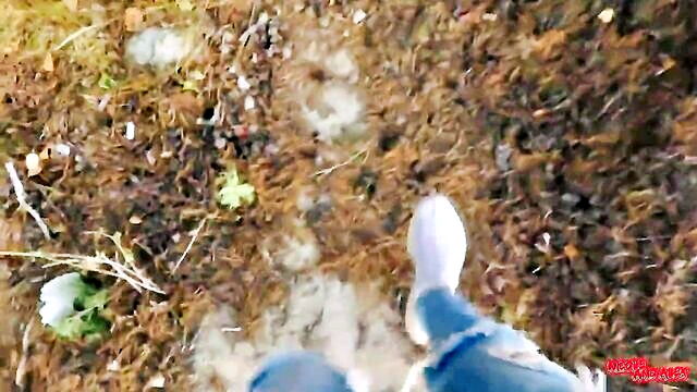 amateur sex on the lake with a young girl and pov footage : harvey_juana