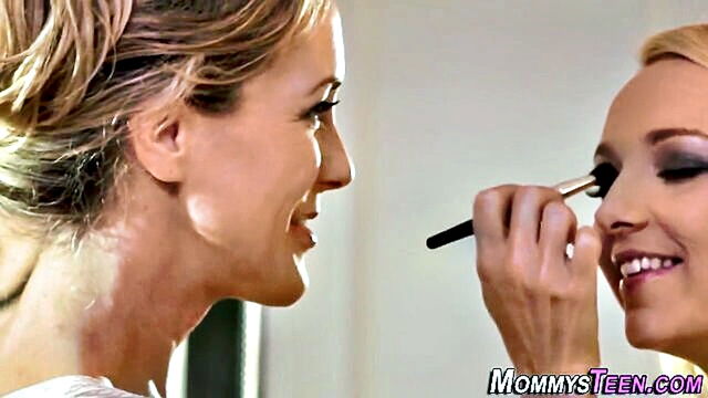 busty blonde mom gives her stepdaughter a finger fucking and cunnilingus