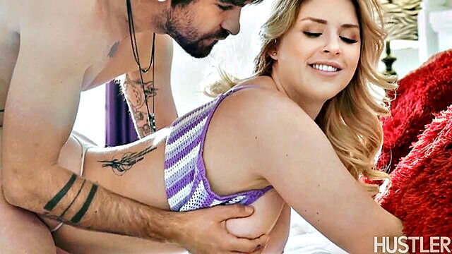 Riley Reign - riley reigns sensual handjob in hd