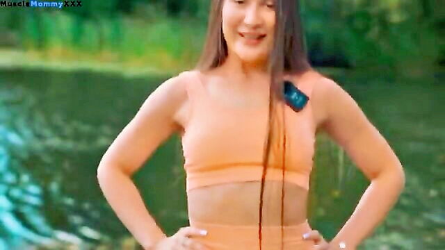 yoga queens stretching