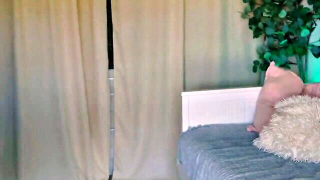 12-, 2-2, amateur - curvy anabel gym workout