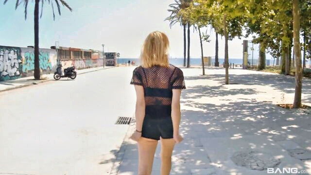 blowjob, outdoor, milf - beach sex perla rubia