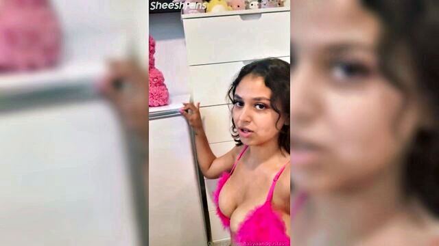 Taliyaandgustavo - taliya pink bikini tour