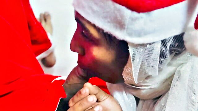 immfuck - muslim babe deepthroat christmas treat