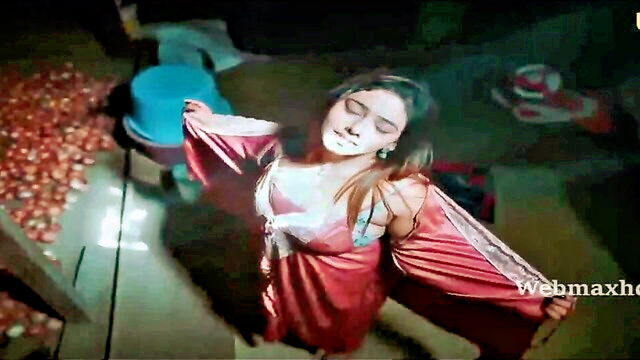beauty, indian, babes - ulleh web series kya khoob lagti ho