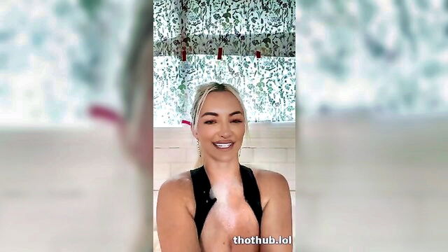 lindsey, pelas, lindsey pelas - lindsey pelas live show
