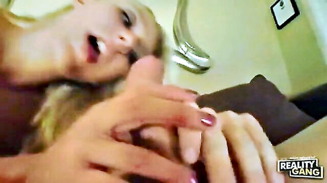 lucinda23s husband catches her in the act with another man : lucinda23