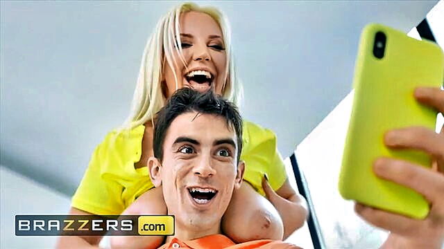 Blondie Fesser, Jordi El Nino Polla - blondie fessers wild bathroom adventure with jordi and his big hard cock on pornohub Brazzers