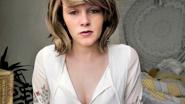 sydney harwin - sydney harwins mesmerizing video