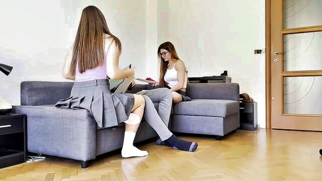 Peachlollypop, Yoginiii - italian anal threesome