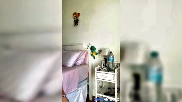 laura sommaruga - lilly vanilli leaks