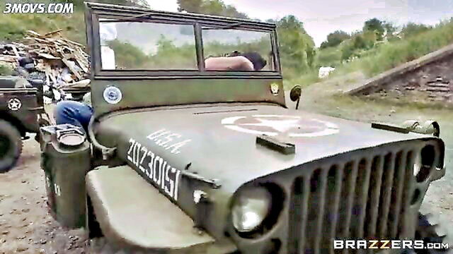 jasmine jae, monique alexander, stella cox - sexy soldiers jasmin jae