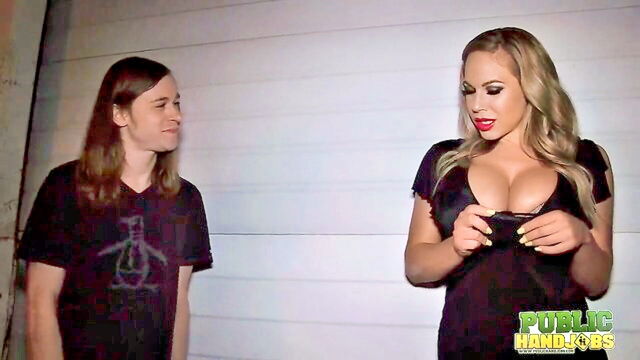 olivia austin - olivia austin public handjob