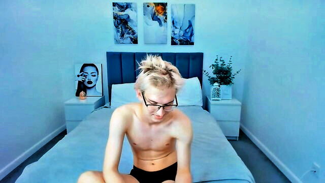 4ever_dude, tags, naked guy - gay vlogger chaturbate