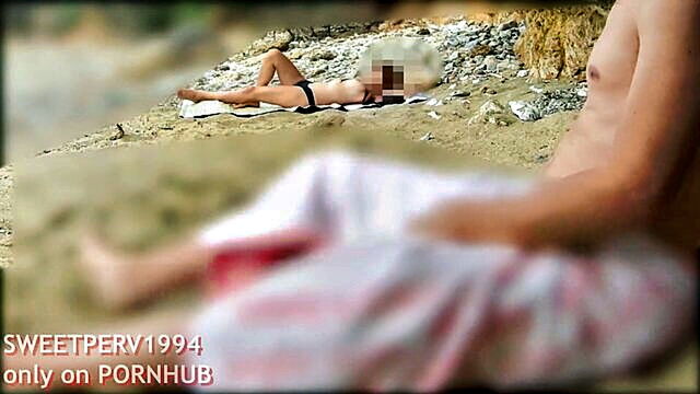 big dick flash, beach stranger, beach voyeur - unwitting encounter leads to beach handjob and surprise climax