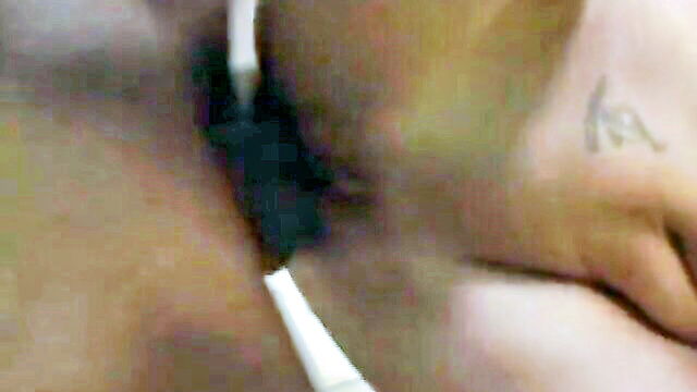 black hat ebony fucked juicy blonde