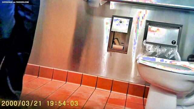 voyeur, ass, feet - footjob pee show