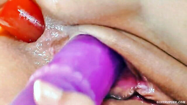 lesbian sex in white underwear