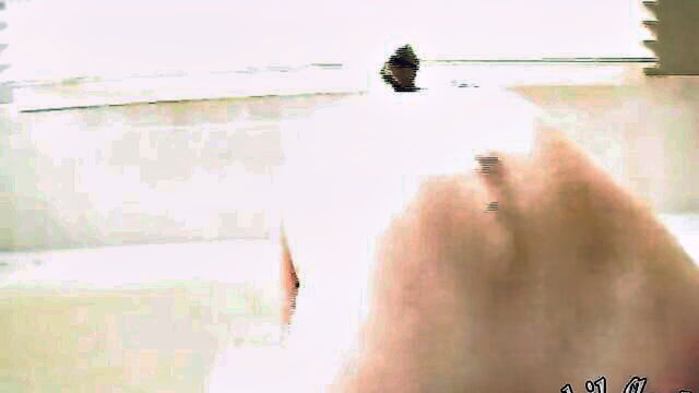 slender cutie bath : Phil Flash