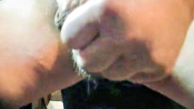 amateur, man, handjob - grandpas uncut wank