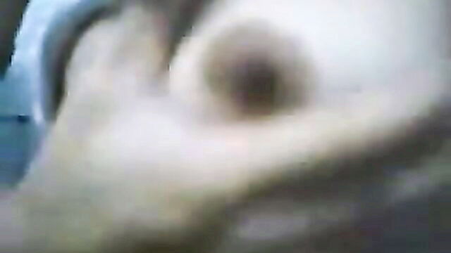 solo/masturbation, insertion, close-ups - vietnamese webcam girl masturbating with cucumber